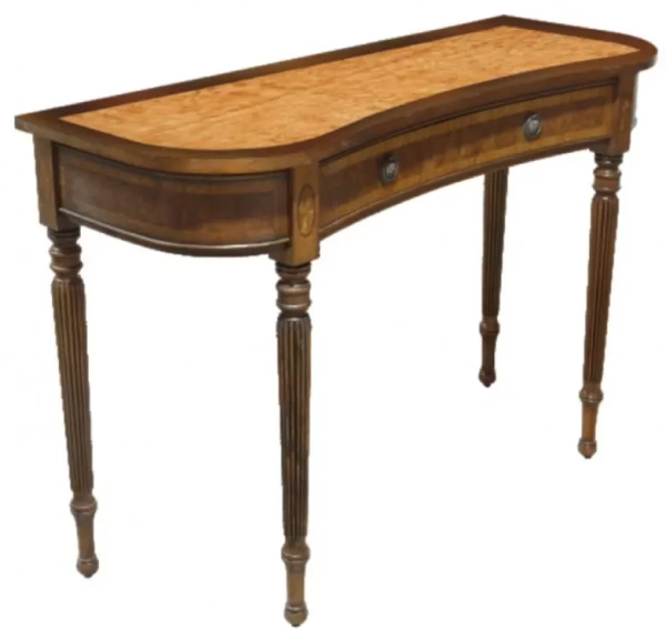 Столик-консоль  